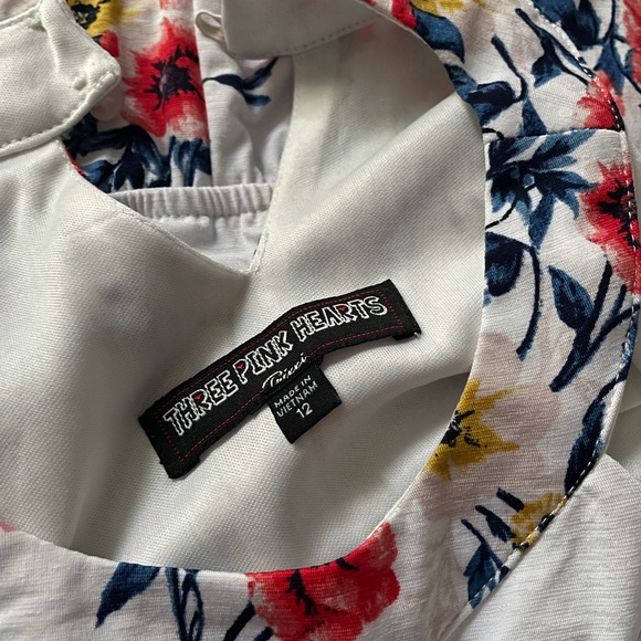 3 dresses for $20! - Picture 2 of 7